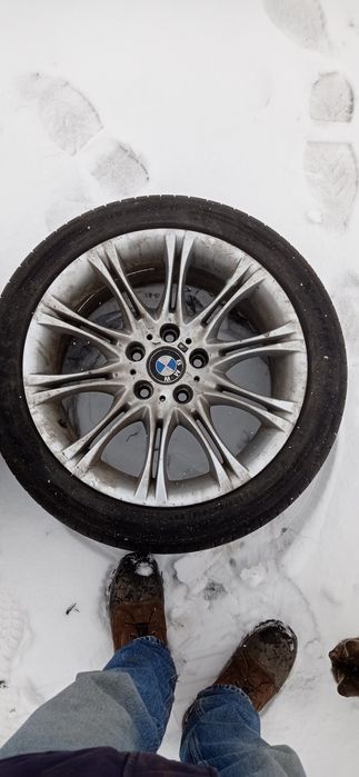Jante BMW Style 135, anvelope pe spate noi
