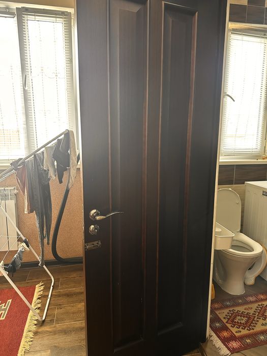 Межкомнатные двери дерево