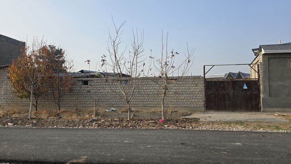 Земельный участок продаётся