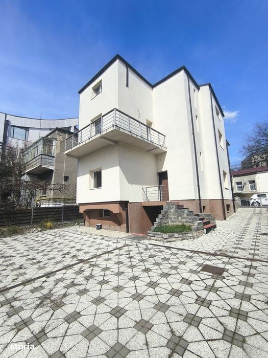 De Închiriat – Spațiu Ultracentral Iasi