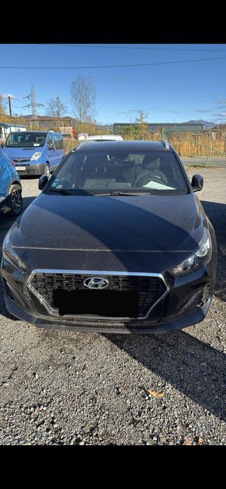 Vand Hyundai i30 1.6diesel (probleme motor/ consuma ulei)
