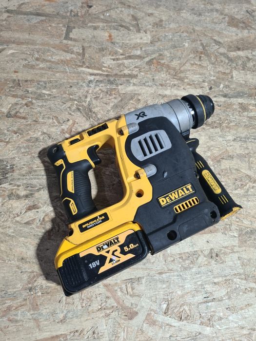 Rotopercutor SDS Plus DeWalt DCH273