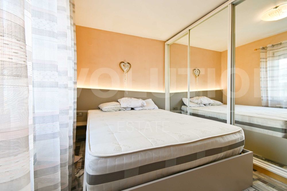 Продава се Тристаен апартамент в София, Редута - 97 кв.м за 3403 €/кв.м - Снимка #7