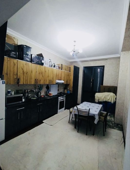 Abu Dabi dom sotiladi 2 honali