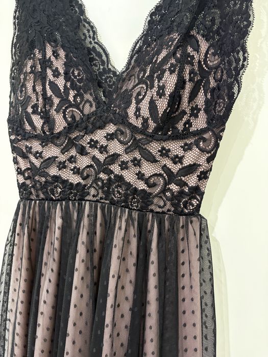 Стилни и Коктейлни рокли