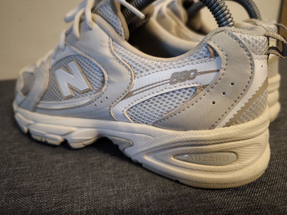 New Balance 530 beige