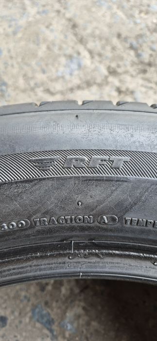 2 anvelope vara Runflat Bridgestone 275/50/20.Pret/bucata.
