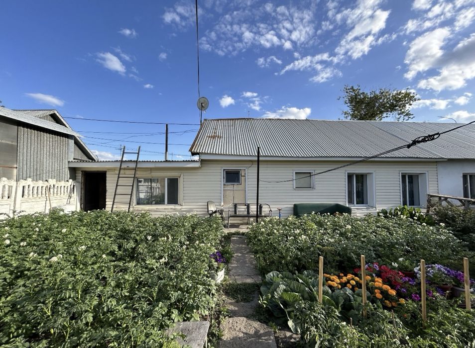 Продается дом возле ЦОНа (Пришахтинск)