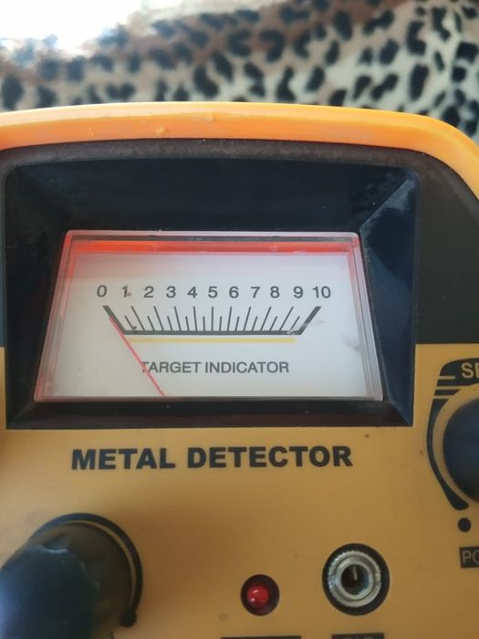 Продам металлоискатель