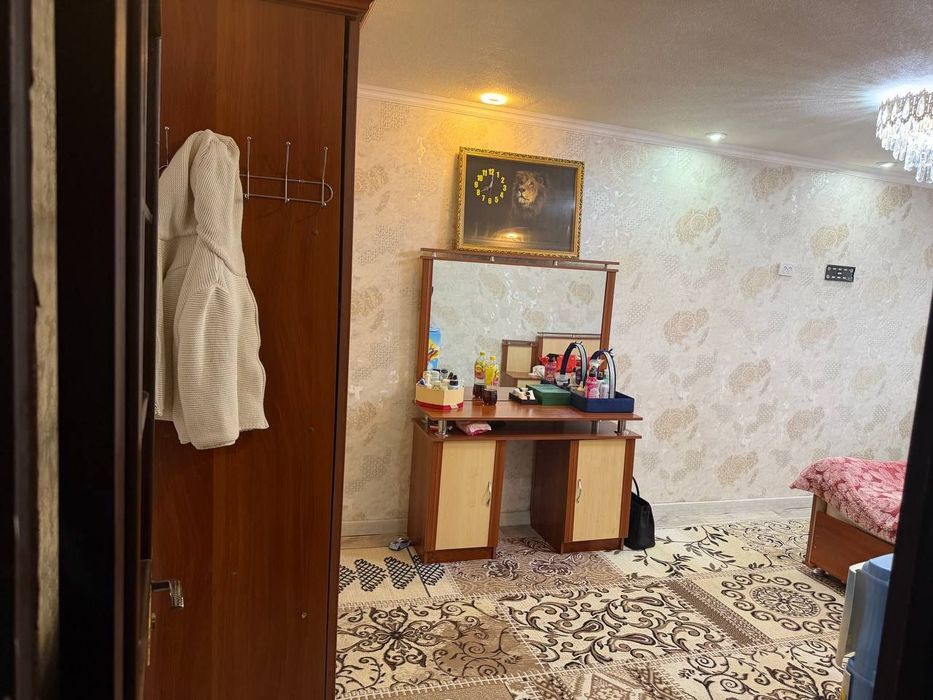 Сдается 1 ком кв в Чирчике 3 мкн 4 этаж не долеко от дороги