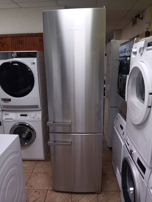 Иноксов комбиниран хладилник с фризер Миеле Miele с 2 години гаранция!