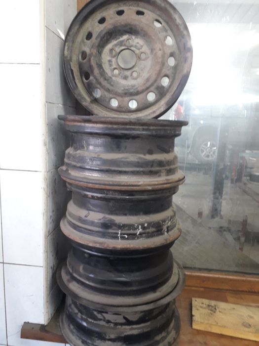 Прадам Жедезные Диски R14 Б/У в хорошем состояние