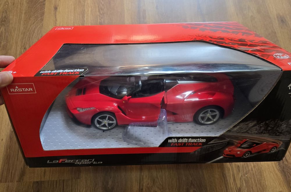Rastar - Ferrari LaFerrari 1:14 кола с дистанционно  радиоуправляем ав