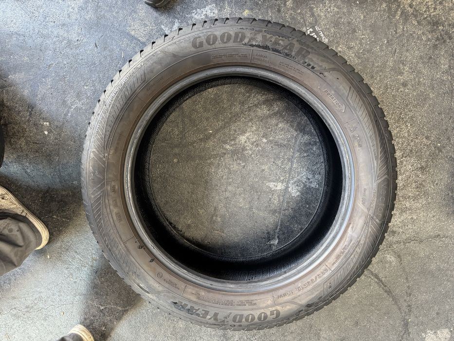 235/55/19 goodyear
