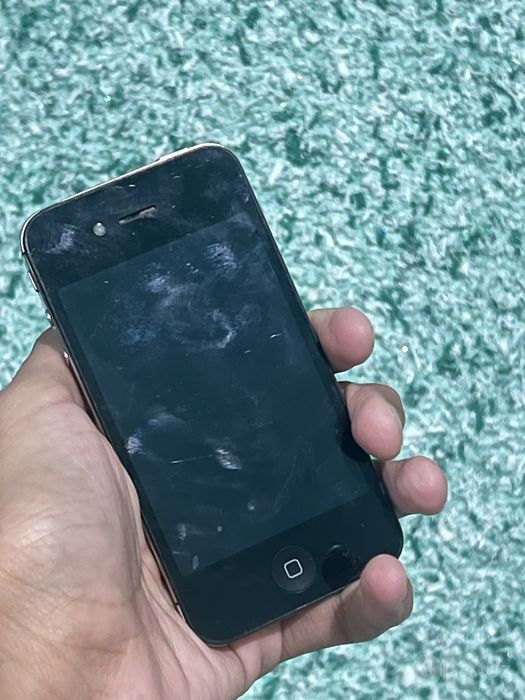 iPhone 4s хорошее состояние
