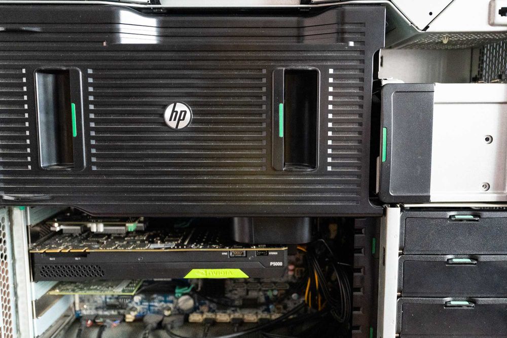Stație grafică - HP Z840 Workstation V4 – Video Editing / 3D / CAD