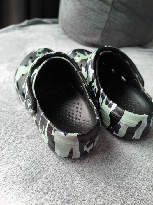 Slapi/Sandale Milazzo Garden Clogs camuflaj negru, mărimi EU 29-30