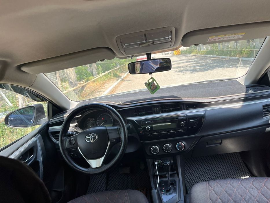 Тойота королла г/в ноябрь 2014