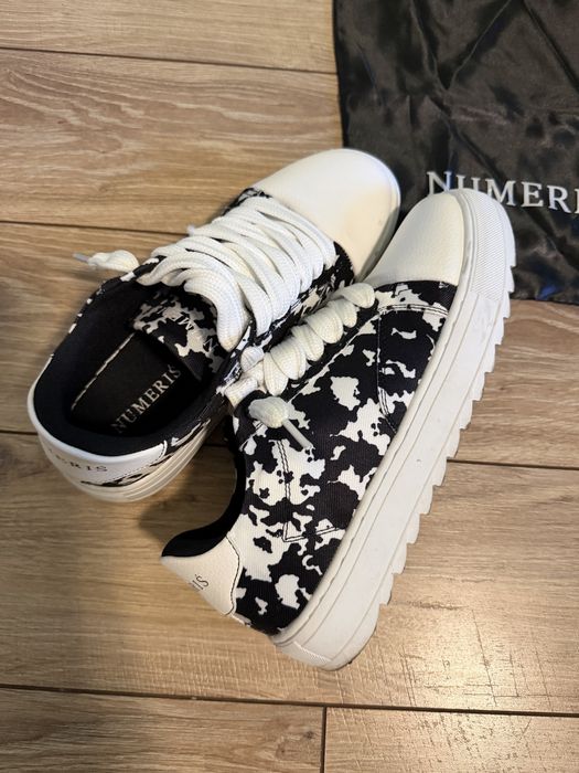 Sneakers Numeris alb/negru – Mărimea 44 – Noi