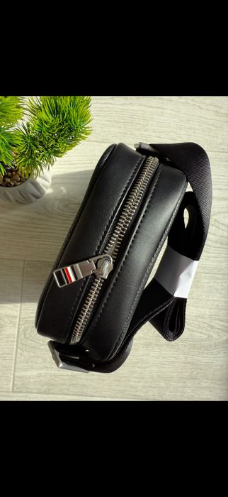 Мъжка Чантичка Tommy Hilfiger