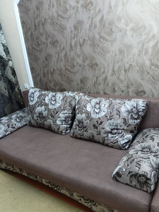 Продам диван и шкаф