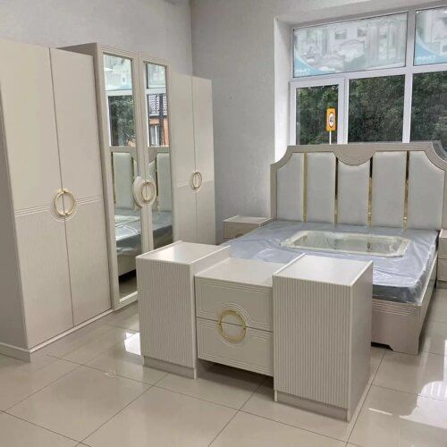 Спальный гарнитур «Каталина»