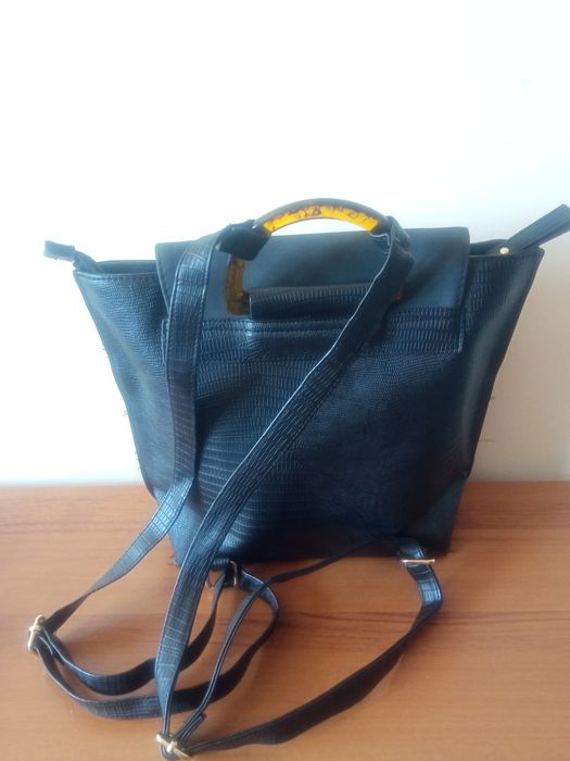 Дамска раница на Ейвън