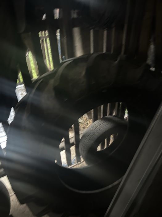 Vand cauciucuri tractor