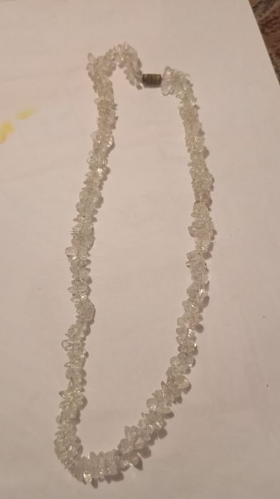 Продам винтажные украшения.