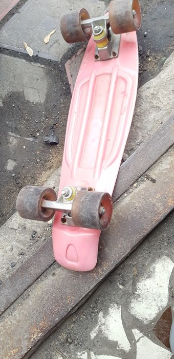 Продам скейтборт пластик