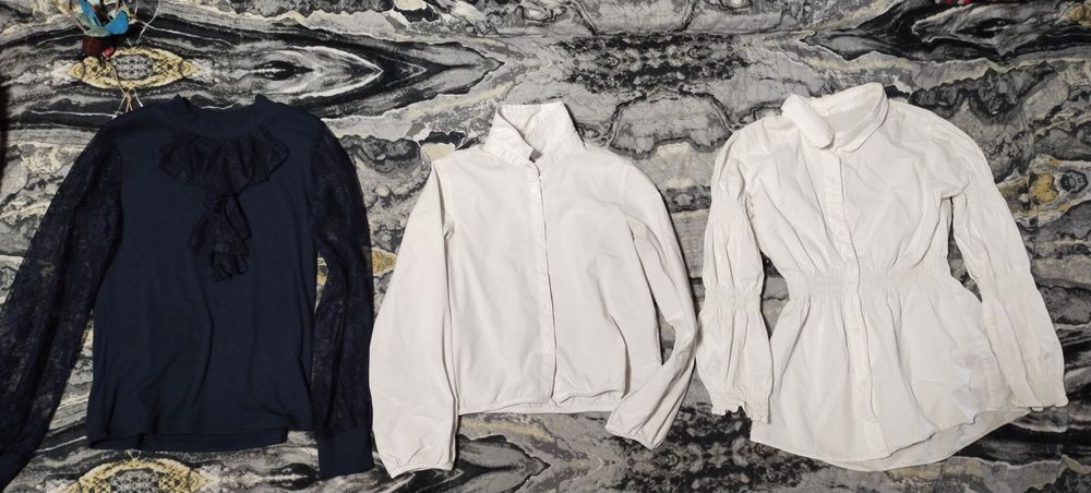 Продаются детские блузки на девочку.