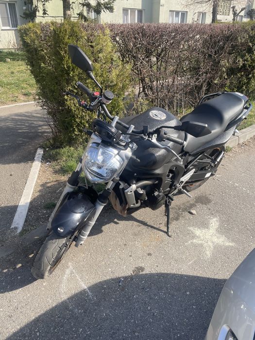 Vand  yamaha fz6 anul 2006,doar luna asta este valabil !