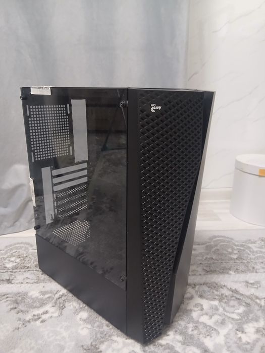 корпус от aerocool+3 куллера
