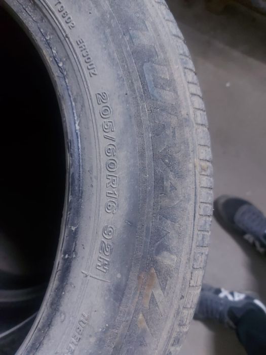 Продам шины состояние хорошее