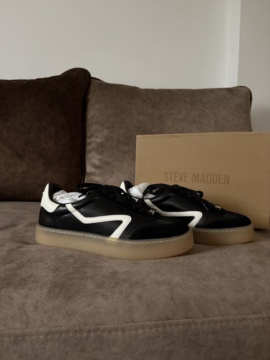 Разпродажба на дамски обувки Steve Madden, Tommy Jeans, Calvin Klein