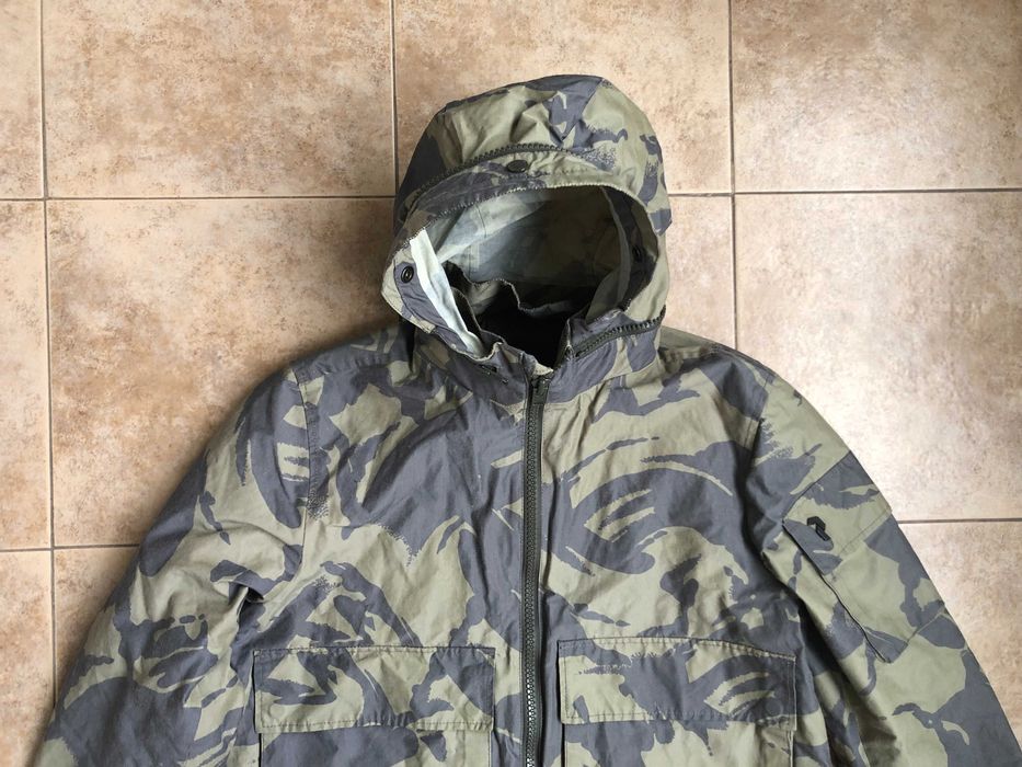Peak performance squad camo jacket L
