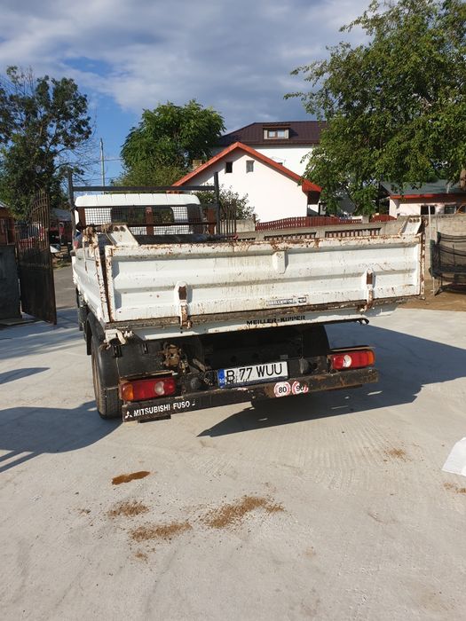Evacuare moloz ,pământ, gunoi ,curățenie după constructii defrișeri