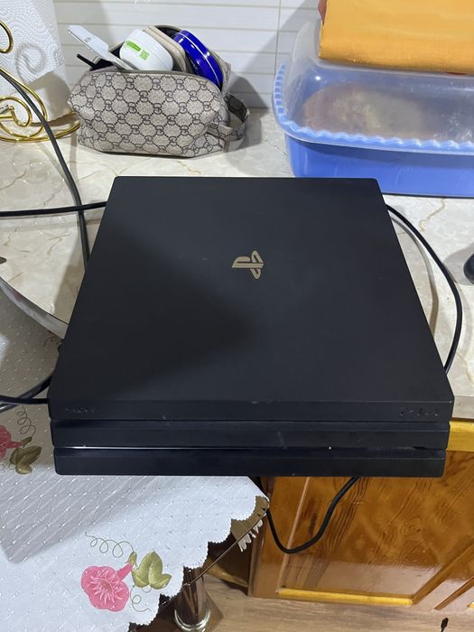 Ps4 pro идеальнейшее состояние