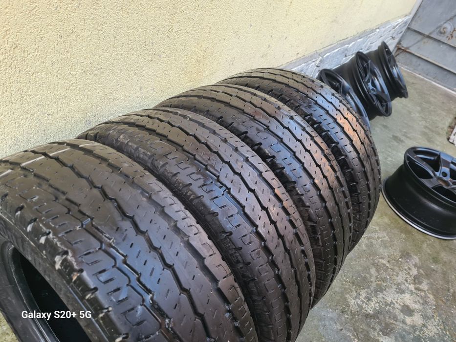 225/75 R16 CP Continental Vanco Cemper