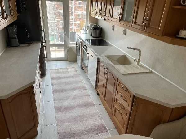 Продава се Етаж от къща в Пловдив, Център - 100 кв.м за 2200 €/кв.м - Снимка #2