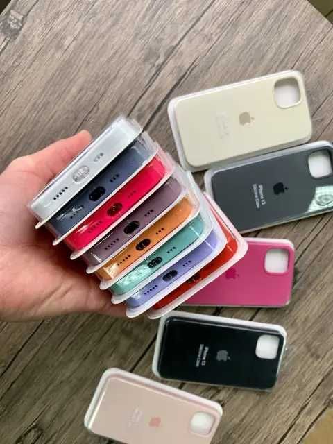 Lot de 267 Huse iPhone din Silicon de vanzare