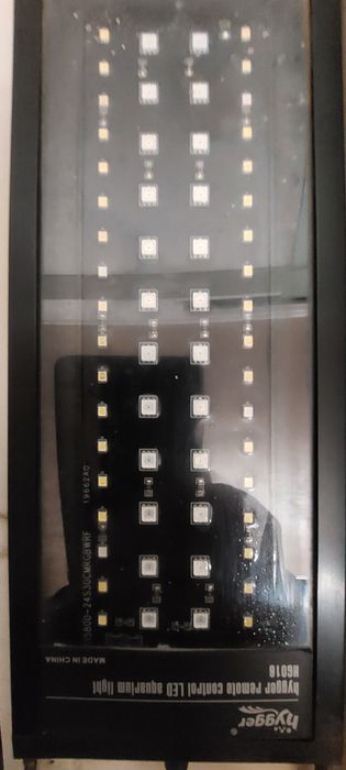 Vind Acvariu Complect Echipat + Pesti Scalari