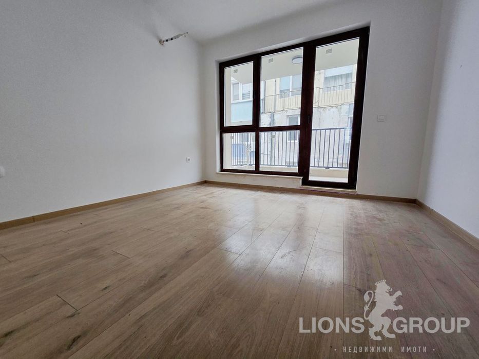 Продава се Тристаен апартамент в Варна, Бриз - 97 кв.м за 1315 €/кв.м - Снимка #9