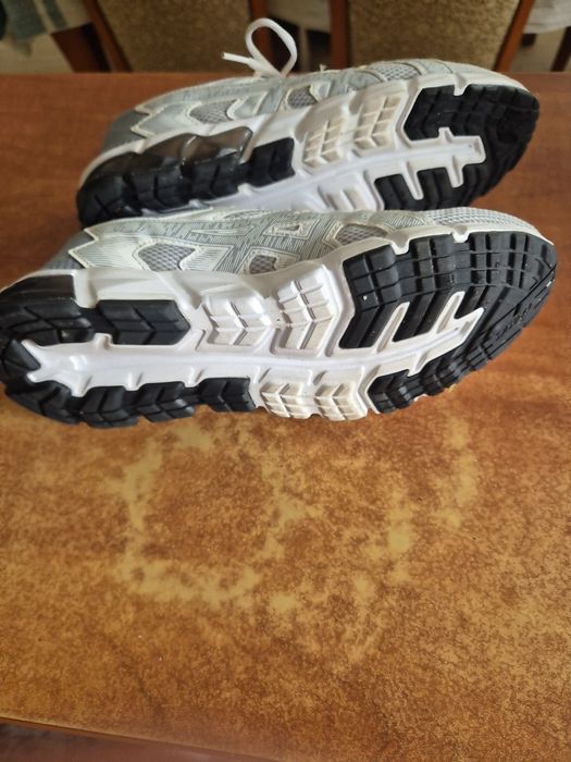 Маратонки Асикс бели