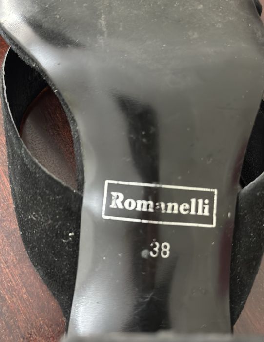 Женская обувь 38 размер