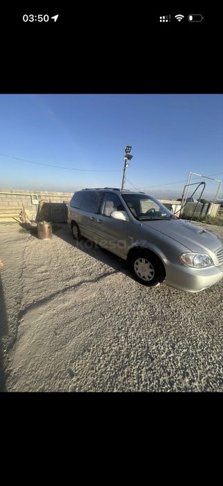 Kia Carnival 2002 год