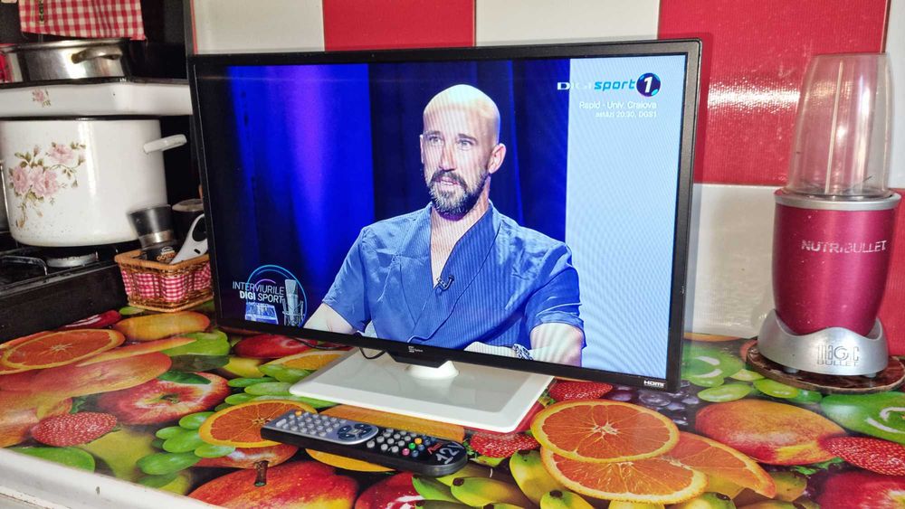 TV 12V rulota sau bucatarie