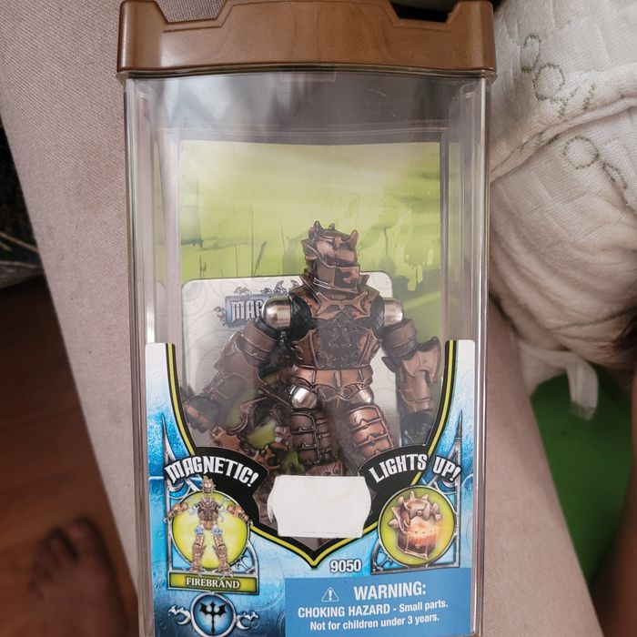 Магнитна фигурка