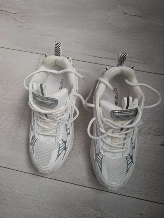 Off-White Be Right Back мъжки маратонки