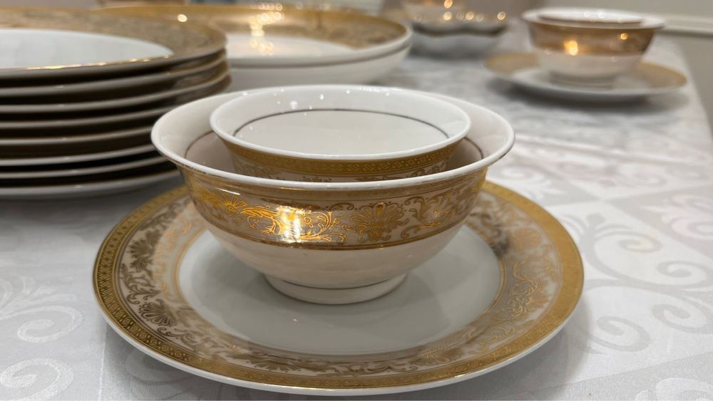 Продам чайно-столовый сервиз